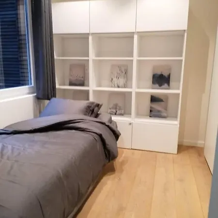 Leon-rens, Op 1 Minuut Het Daire *